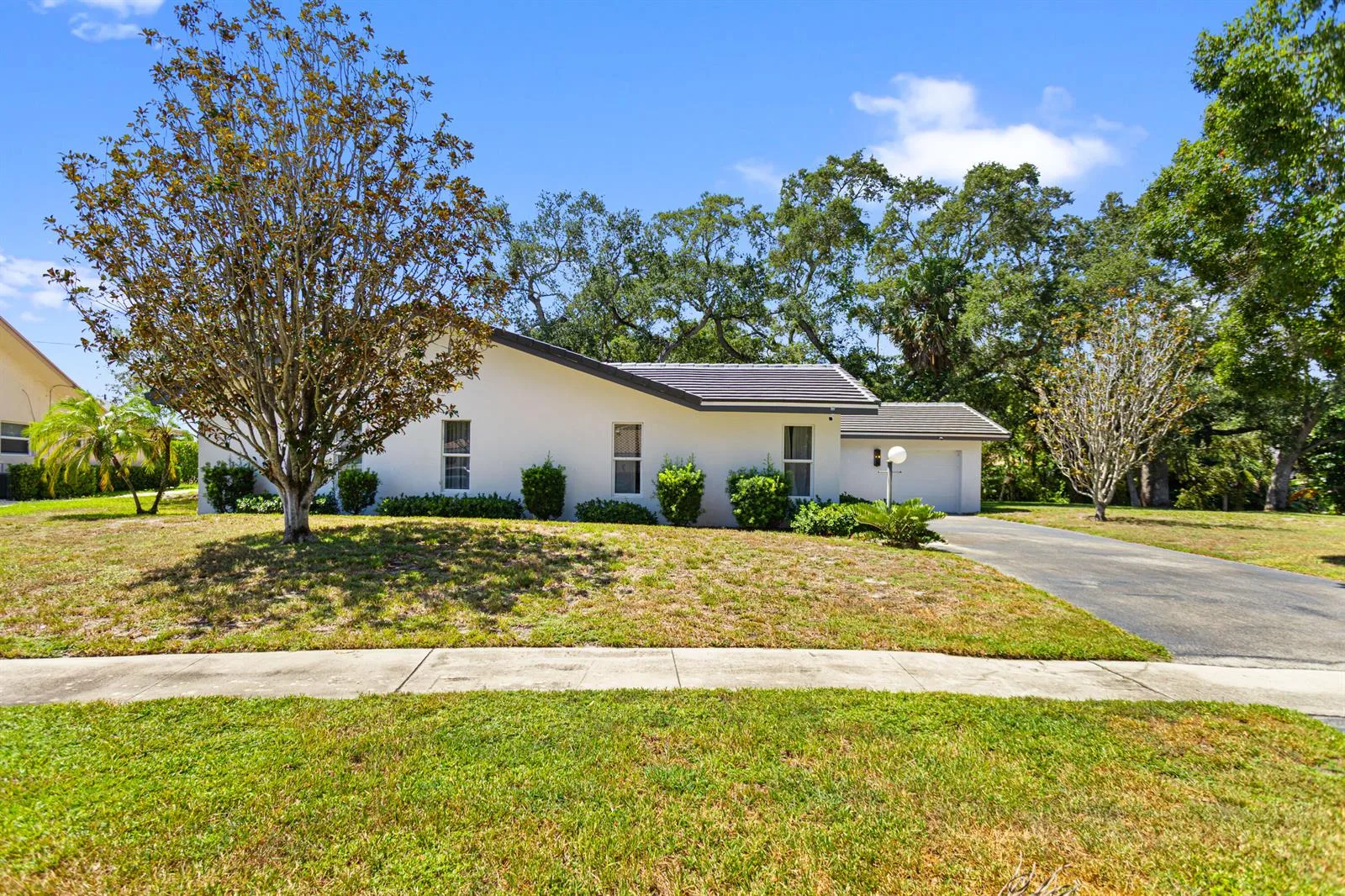 1050 SW 1ST Street, Boca Raton, FL 33486