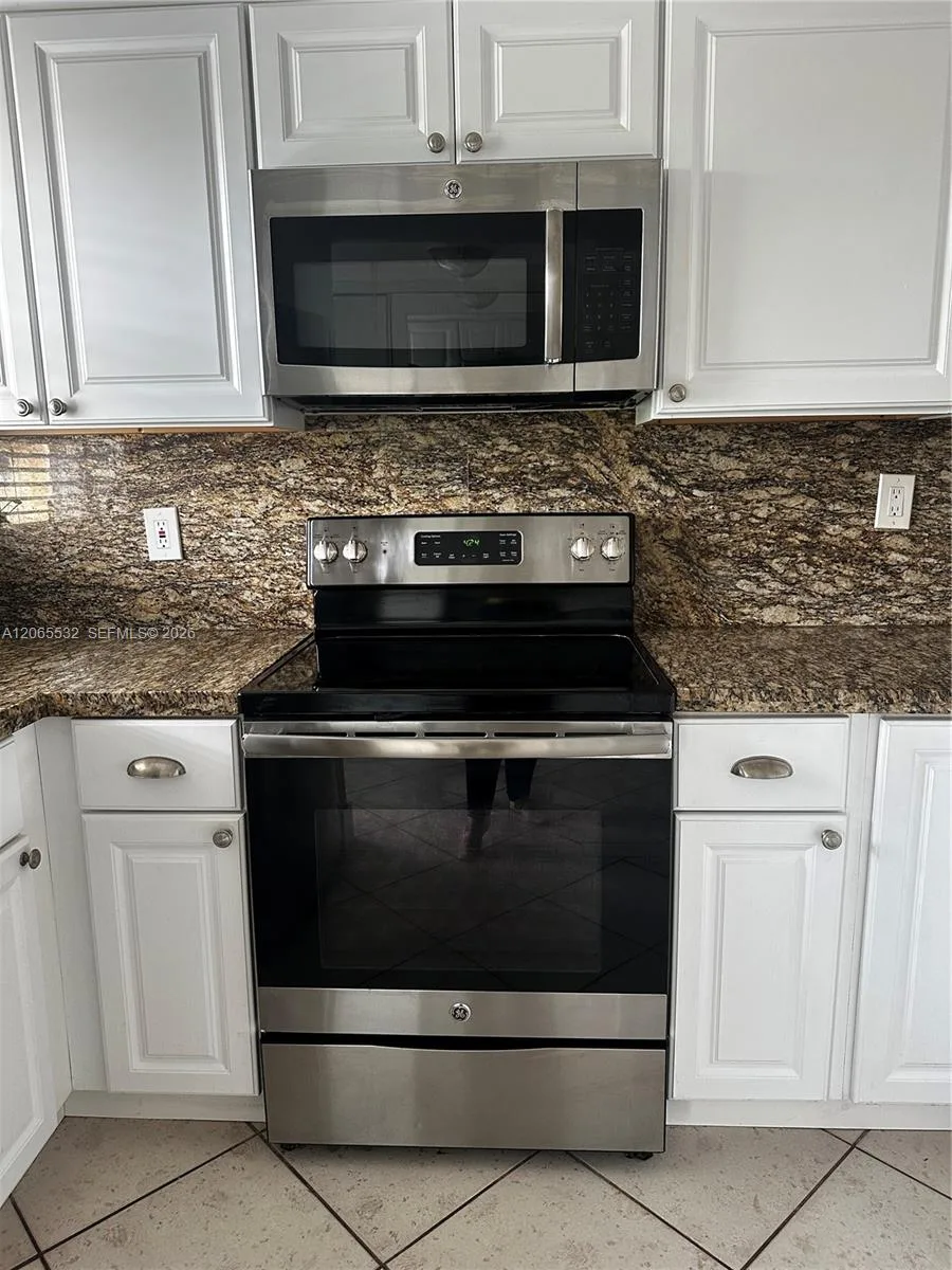 8305 Sunrise Lakes Blvd # 310, Sunrise, FL 33322 photo 5