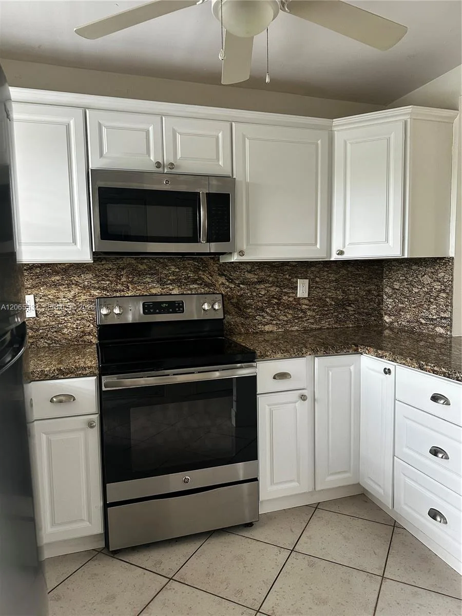 8305 Sunrise Lakes Blvd # 310, Sunrise, FL 33322 photo 8