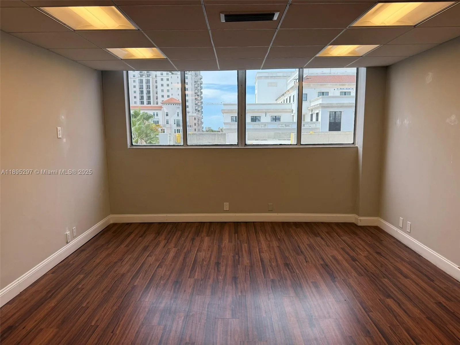 299 Alhambra Cir # 510, Coral Gables, FL 33134 photo 5
