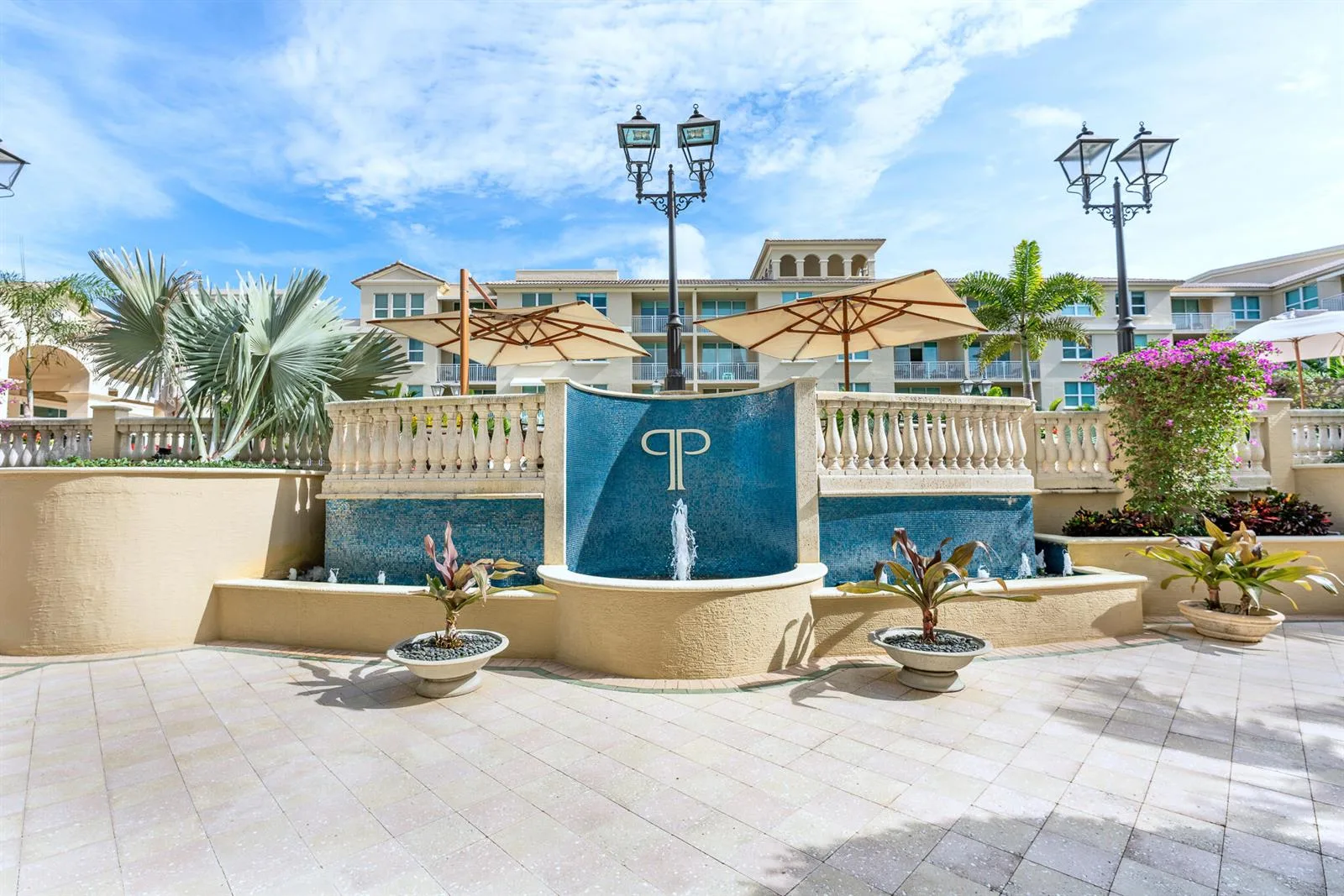 99 SE Mizner Boulevard # Apt 802, Boca Raton, FL 33432