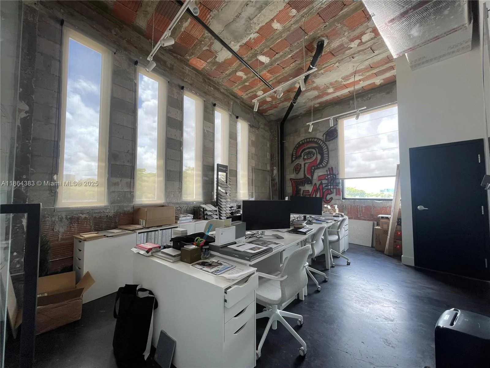 1900 NE Miami Ct, Miami, FL 33132 photo 13