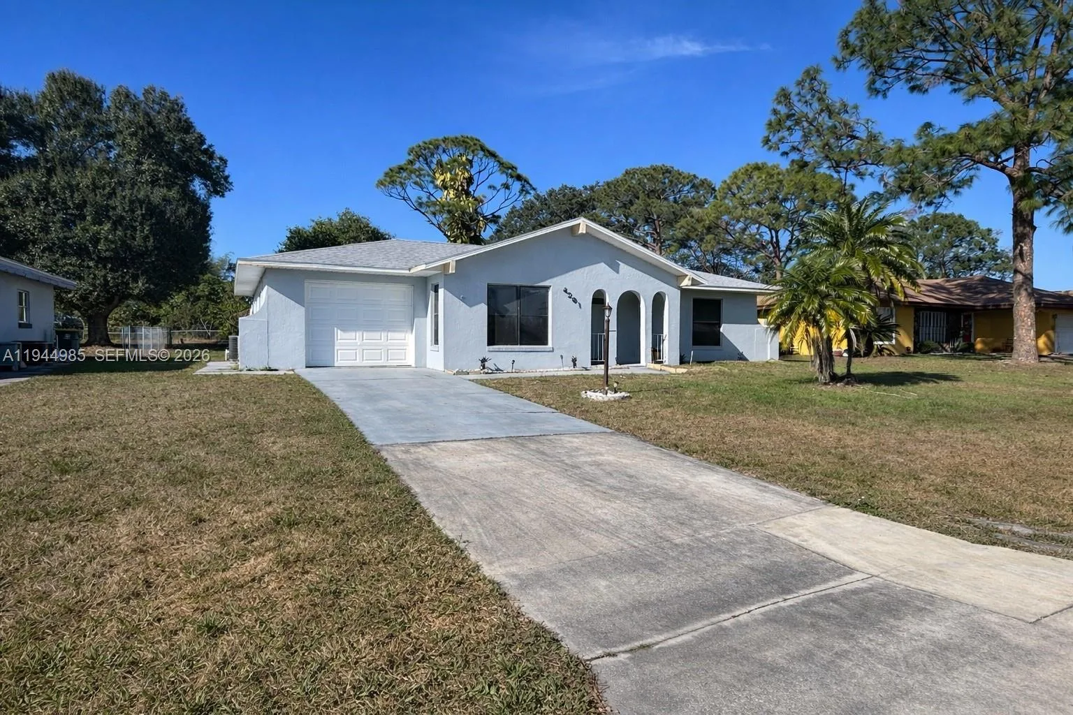 4201 Navarre # Ave, Sebring, FL 33872