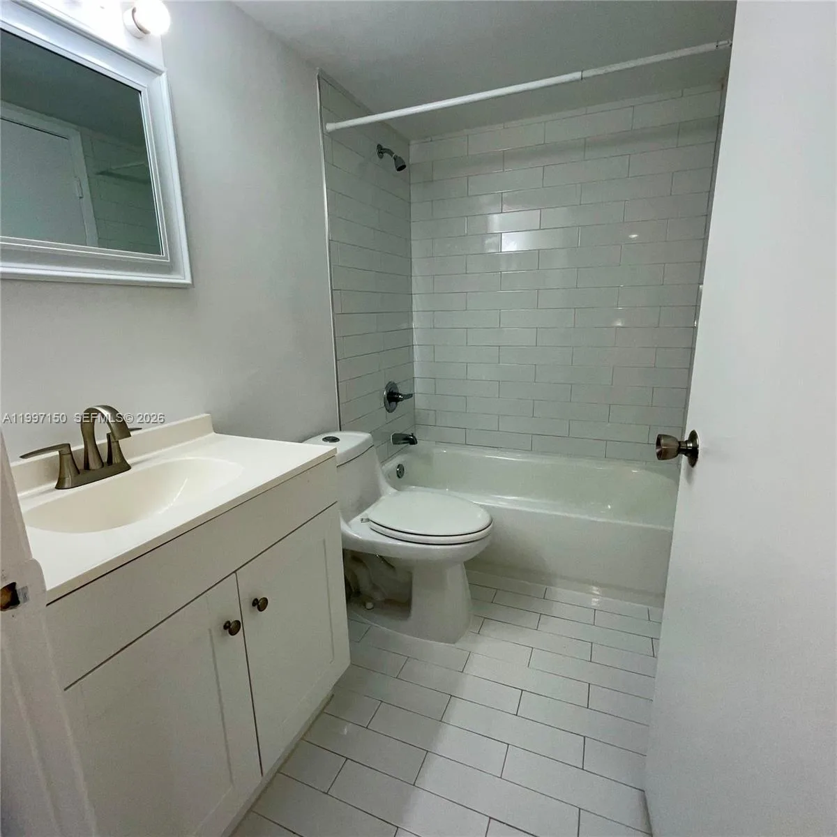 770 Claughton Island Dr # 1715, Miami, FL 33131 photo 11