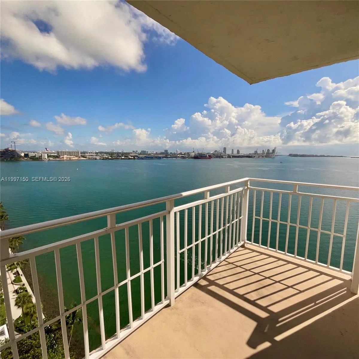 770 Claughton Island Dr # 1715, Miami, FL 33131 photo 2