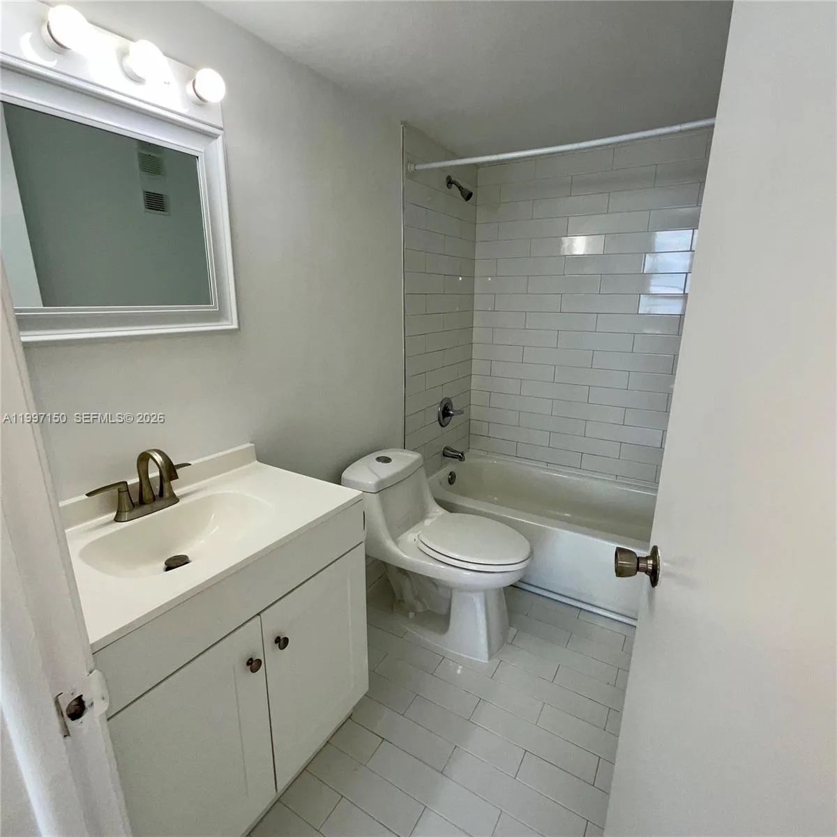 770 Claughton Island Dr # 1715, Miami, FL 33131 photo 7