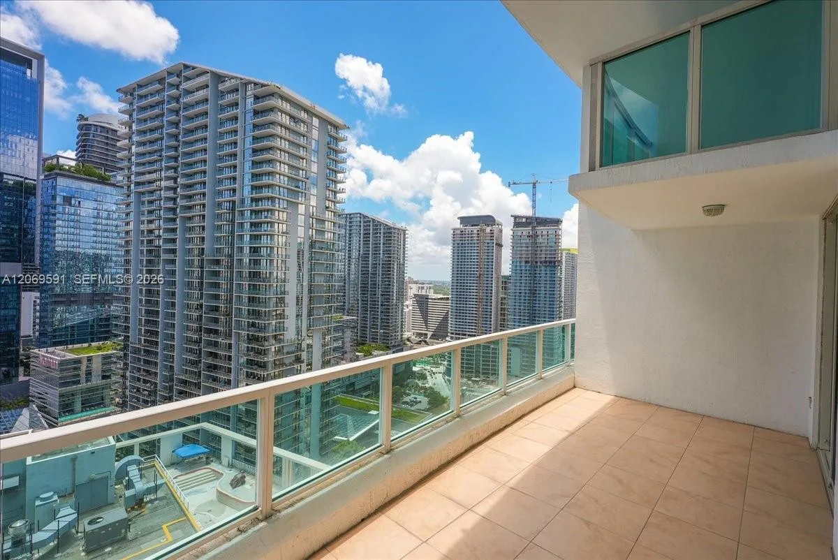 41 SE 5th St # 1908, Miami, FL 33131 photo 3
