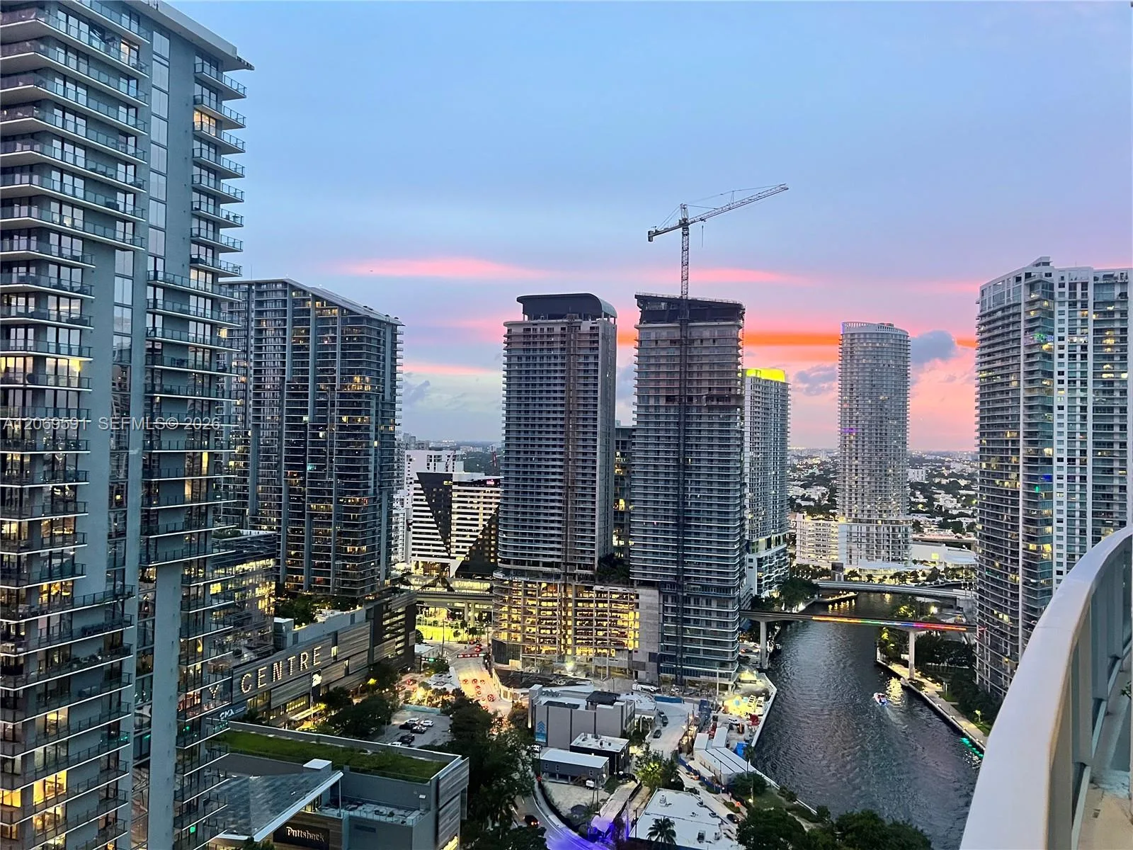 41 SE 5th St # 1908, Miami, FL 33131 photo 4