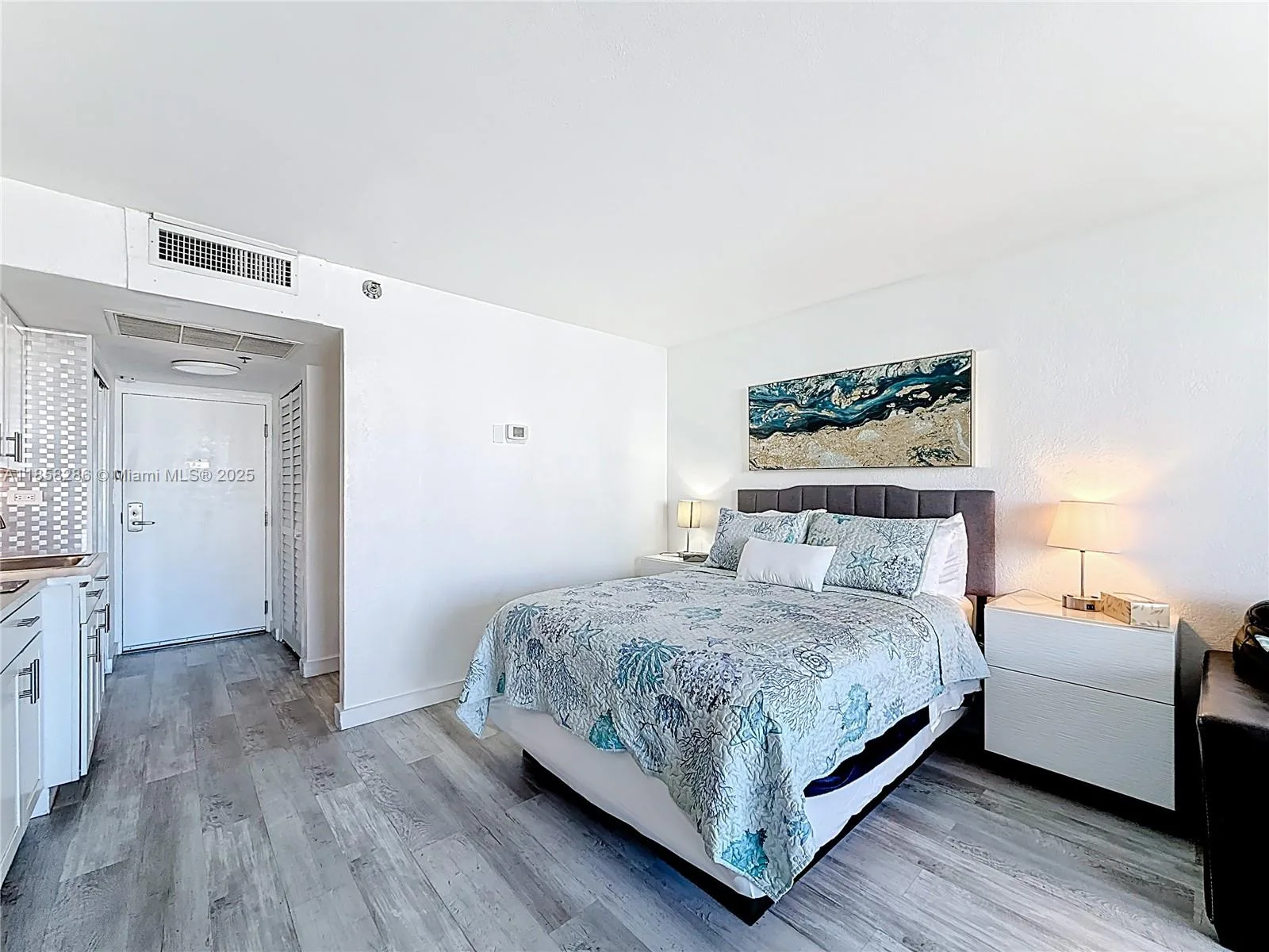 19201 Collins Ave # 636, Sunny Isles Beach, FL 33160 photo 13