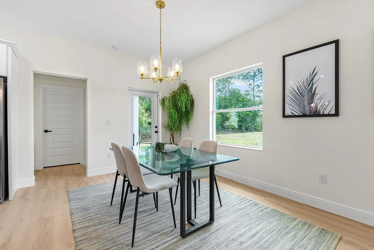8236 104TH Court, Vero Beach, FL 32967
