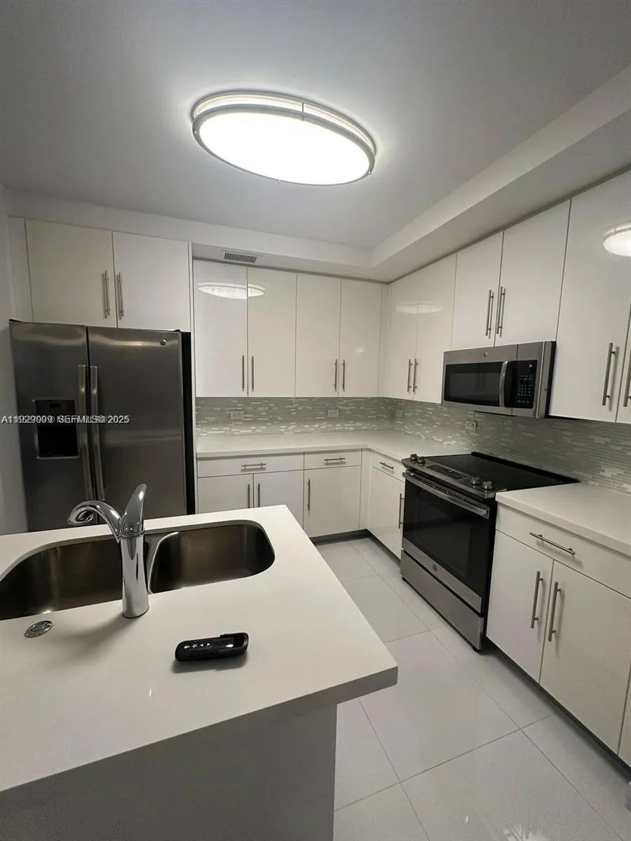 2651 NE 212th Ter # 400, Miami, FL 33180 photo 3