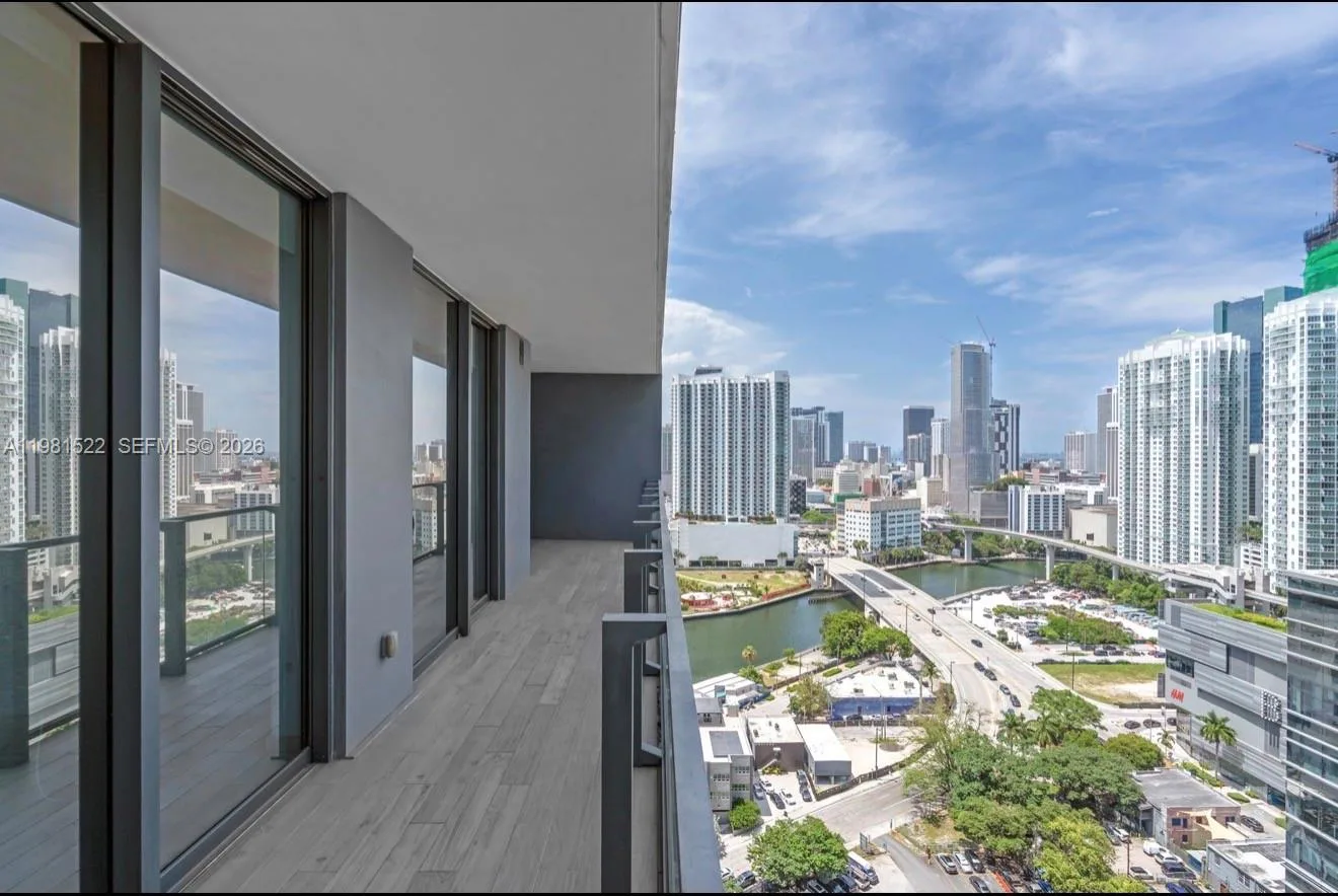 88 SW 7TH ST # 2005, Miami, FL 33130 photo 13