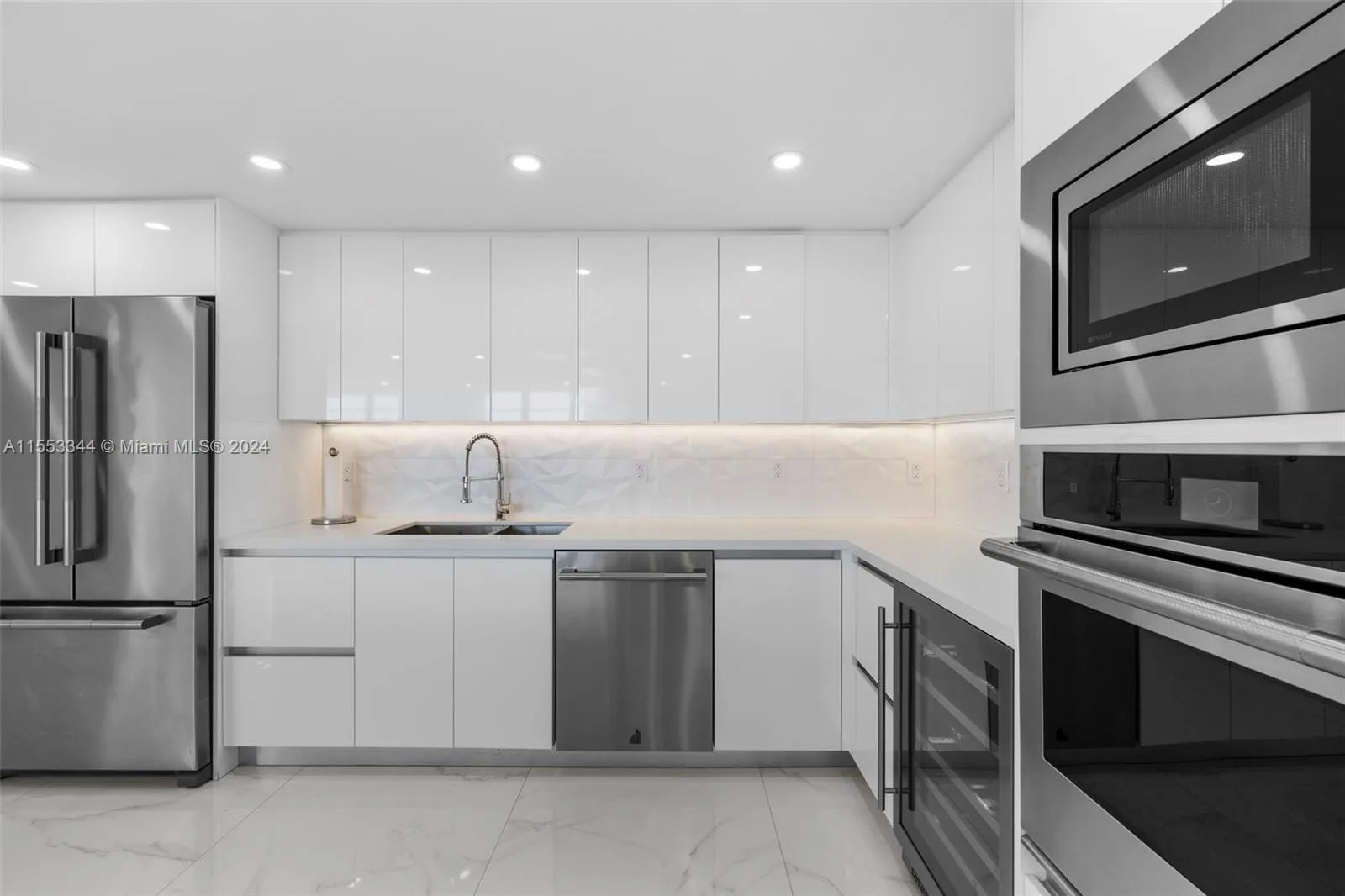 5151 Collins Ave # 1527, Miami Beach, FL 33140 photo 6