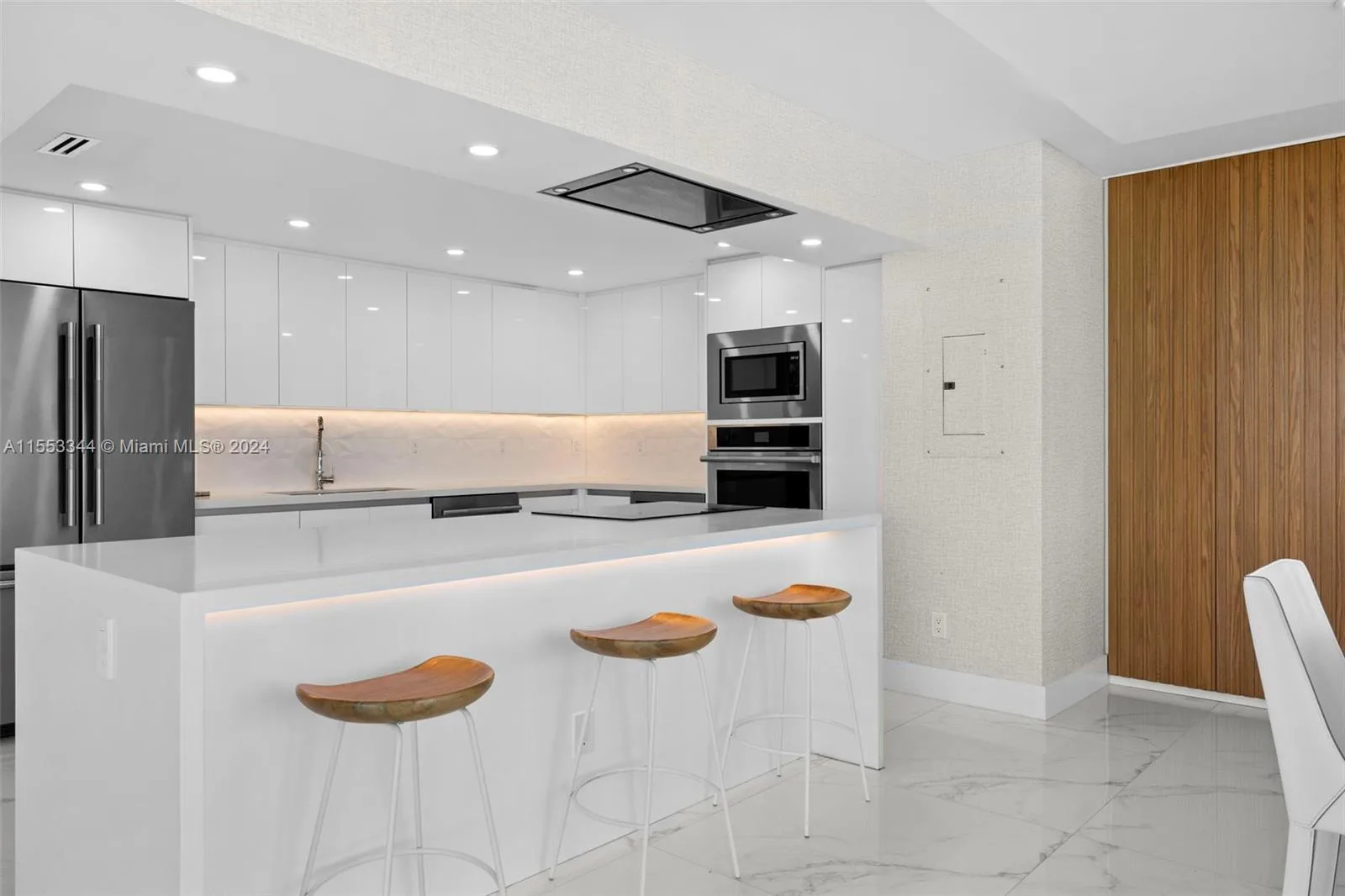 5151 Collins Ave # 1527, Miami Beach, FL 33140 photo 9