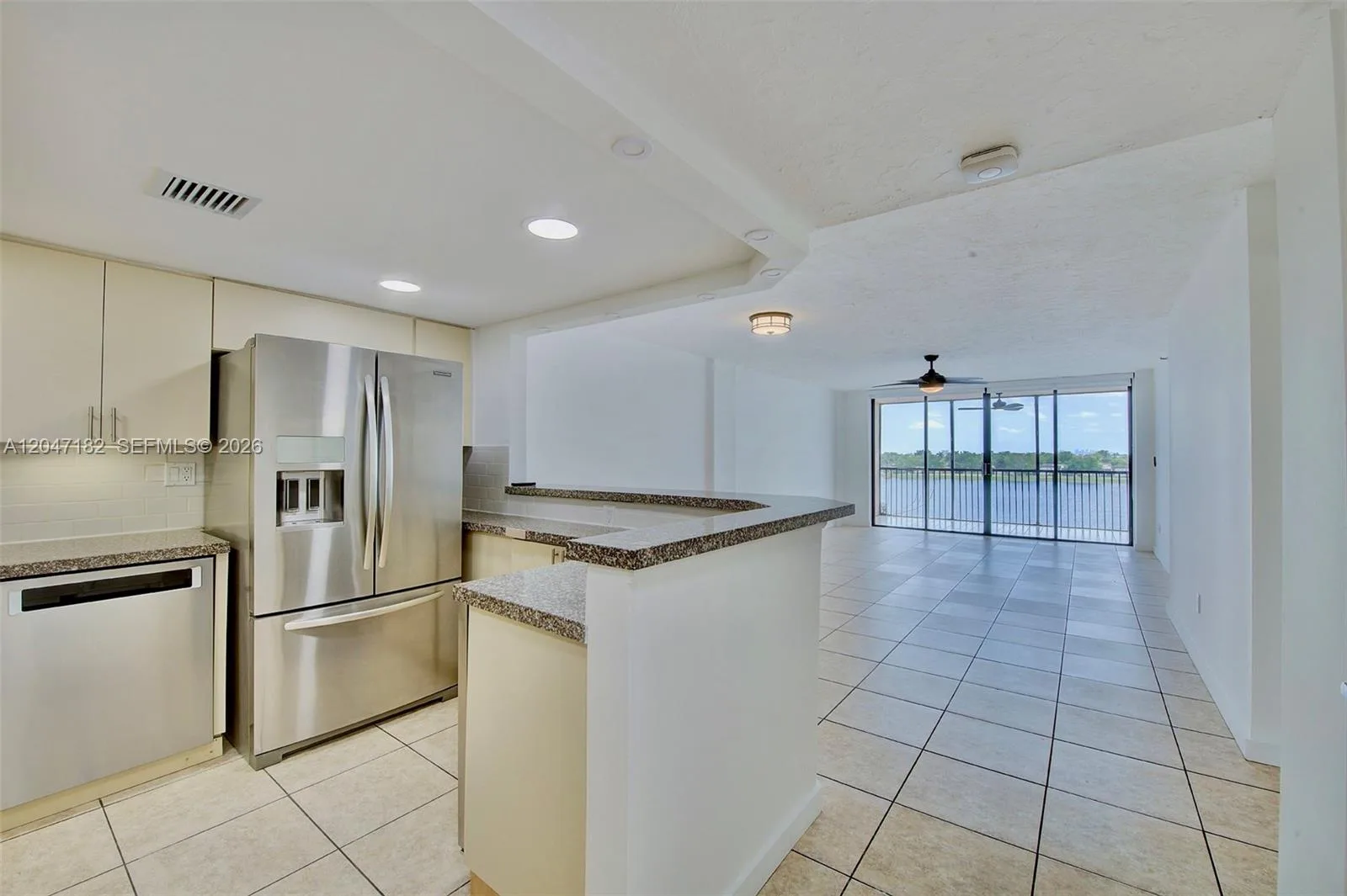 20850 San Simeon Way # 506-5, Miami, FL 33179