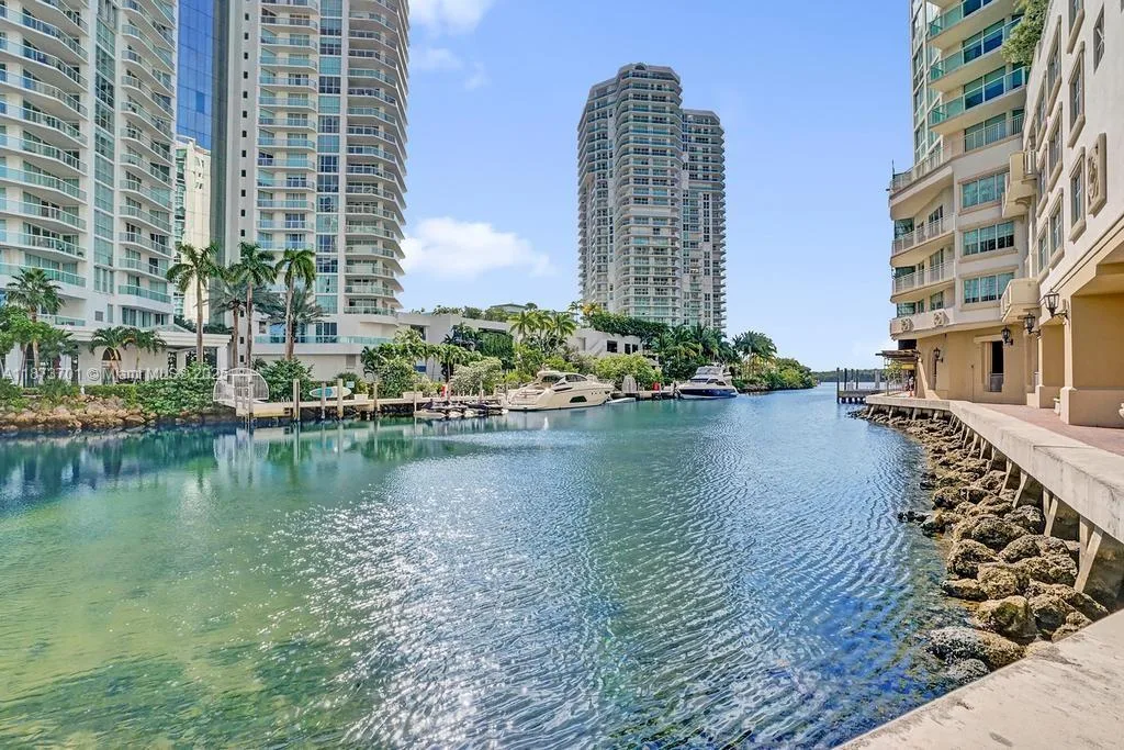 150 Sunny Isles Blvd # 1-1606, Sunny Isles Beach, FL 33160 photo 6
