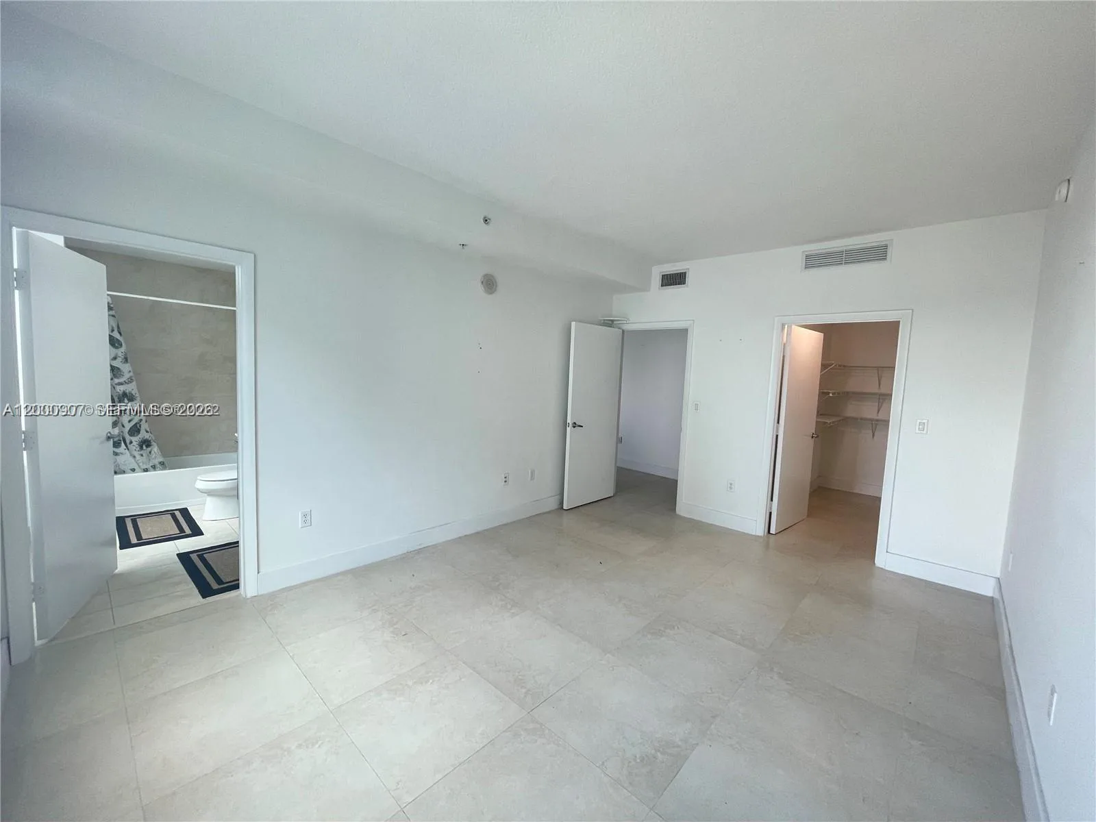 1900 N Bayshore Dr # 3311, Miami, FL 33132 photo 4
