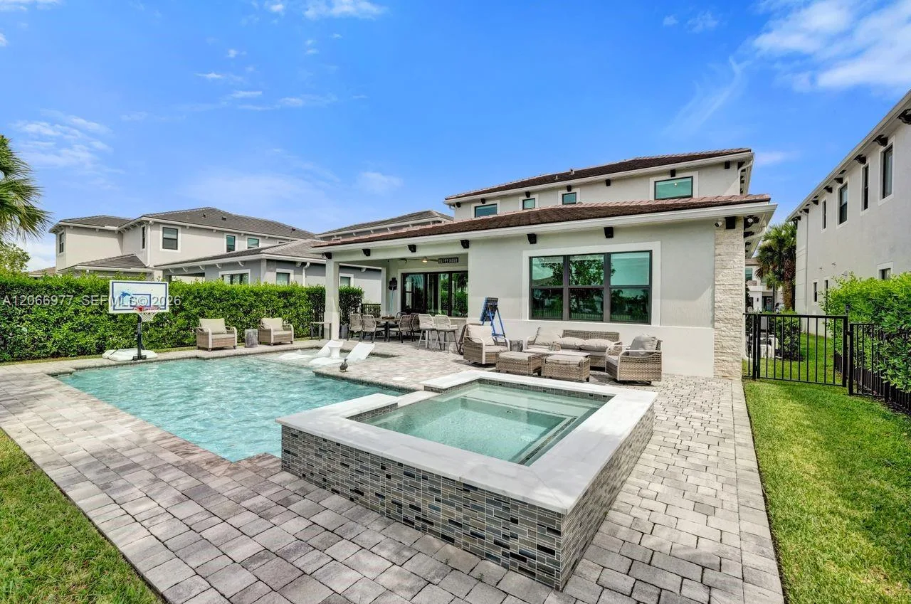12474 Solana Bay Cir, Palm Beach Gardens, FL 33412 photo 2