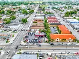 900 Palm Ave, Hialeah, FL 33010