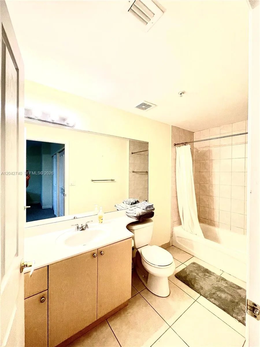 2280 SW 32nd Ave # 202, Miami, FL 33145 photo 8