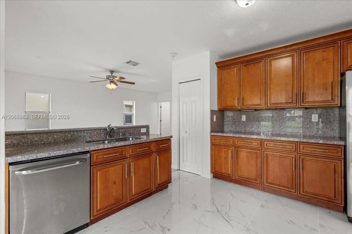 1720 NE 35 Avenue, Homestead, FL 33033 photo 10