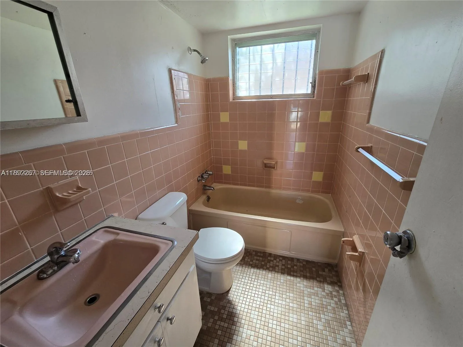 70 NW 77th St # 11, Miami, FL 33150 photo 3
