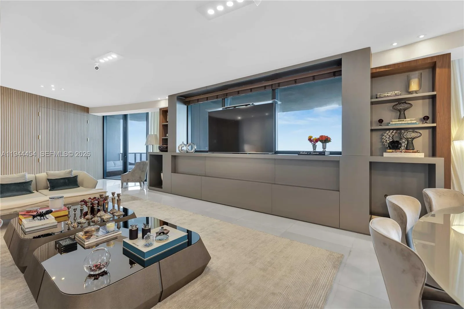 18555 Collins Ave # 4601, Sunny Isles Beach, FL 33160 photo 8