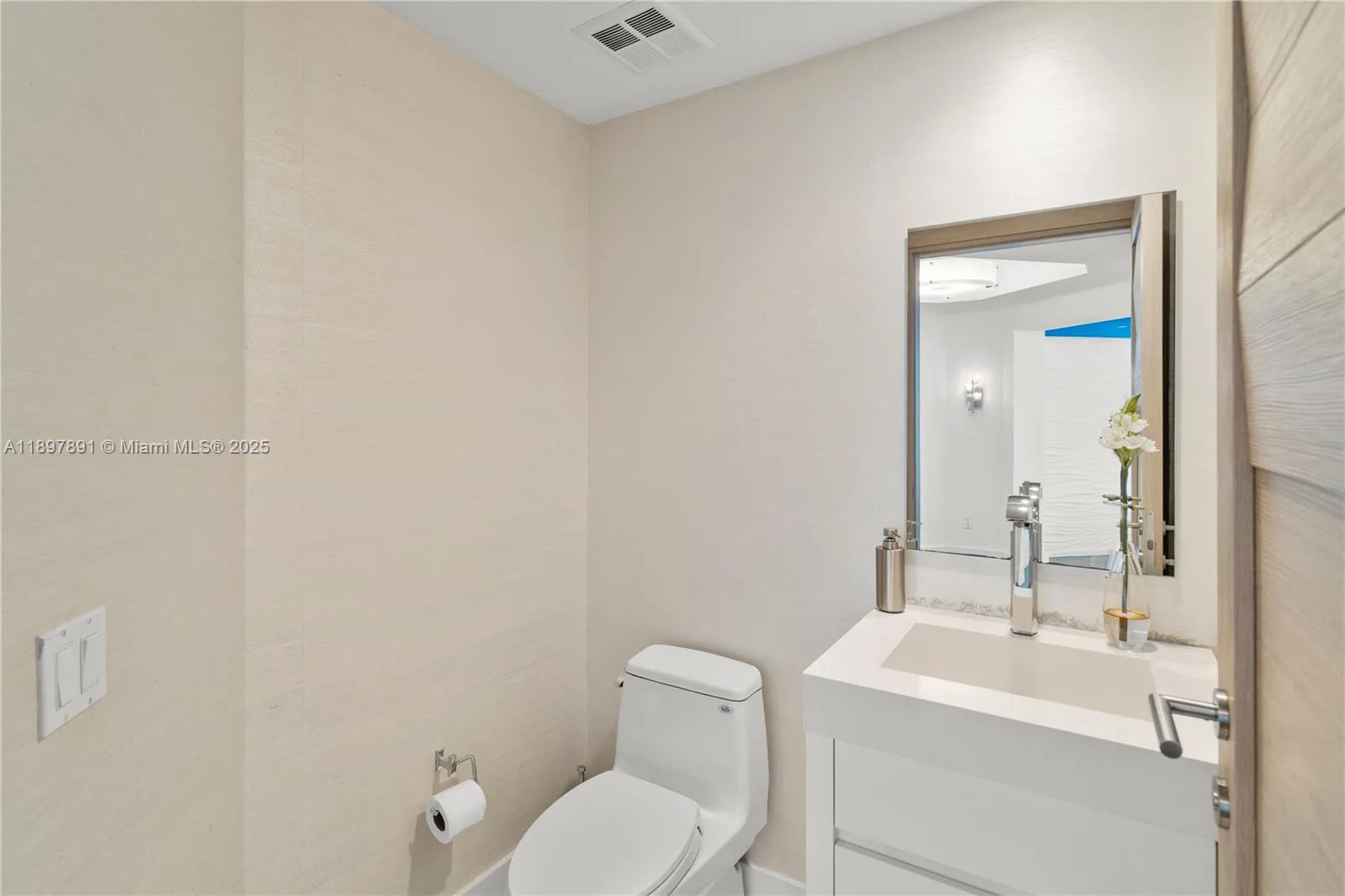 2711 S Ocean Dr # 2305, Hollywood, FL 33019 photo 8