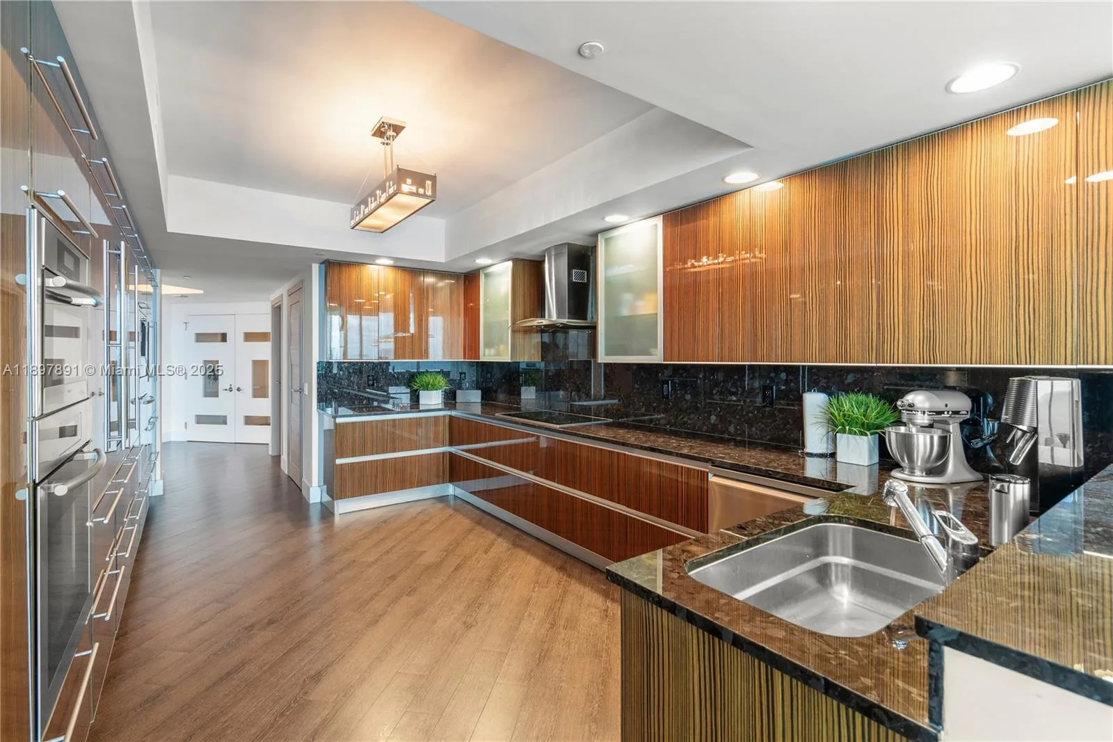 2711 S Ocean Dr # 2305, Hollywood, FL 33019 photo 9