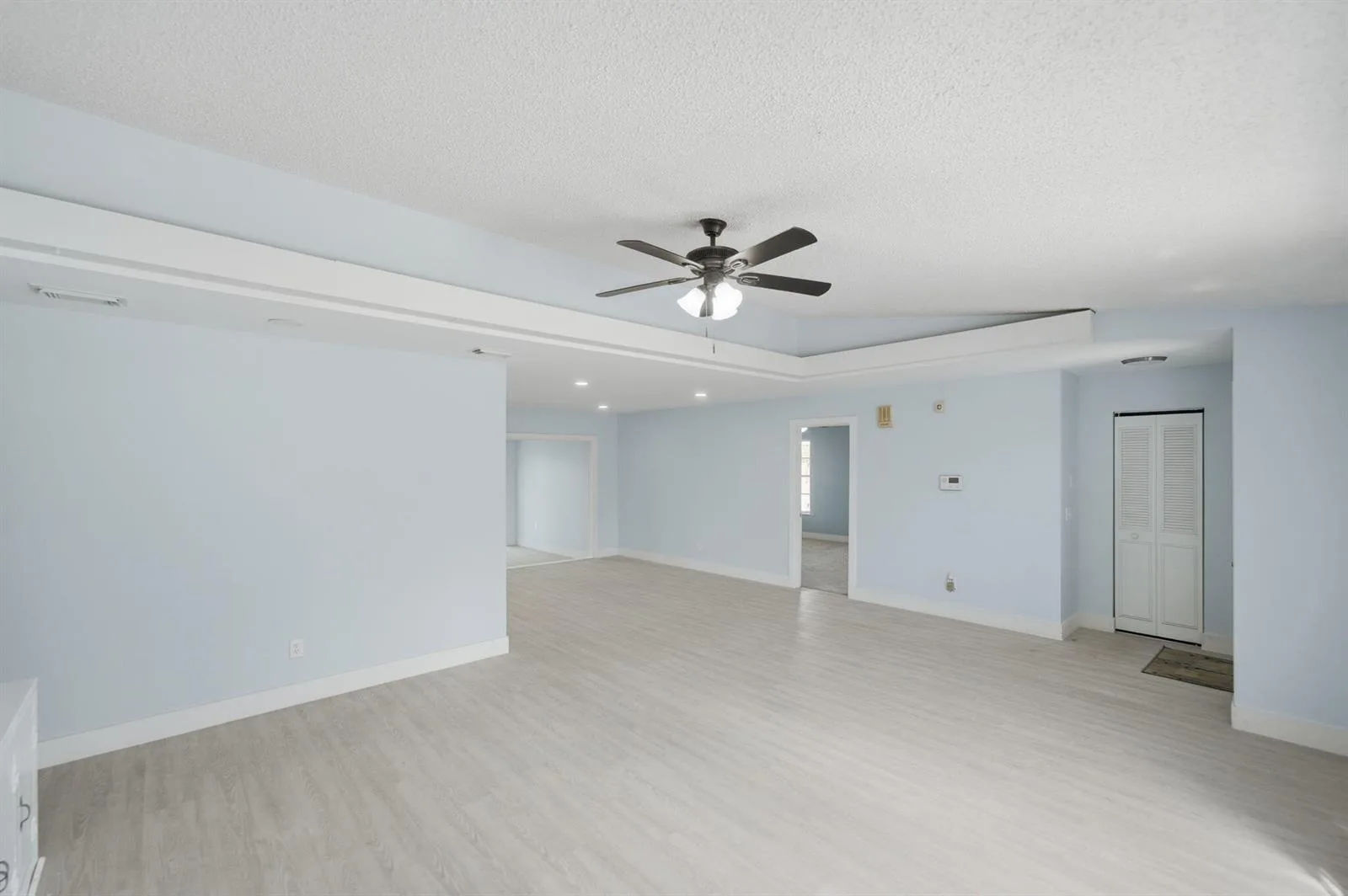 662 SE Essex Drive, Port St. Lucie, FL 34984 photo 5
