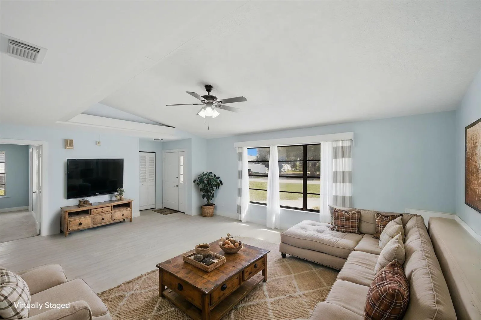 662 SE Essex Drive, Port St. Lucie, FL 34984 photo 8