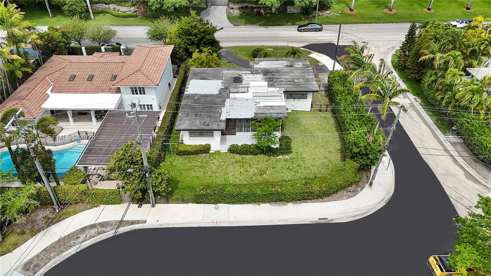 1630 S Bayshore Dr, Miami, FL 33133 photo 4