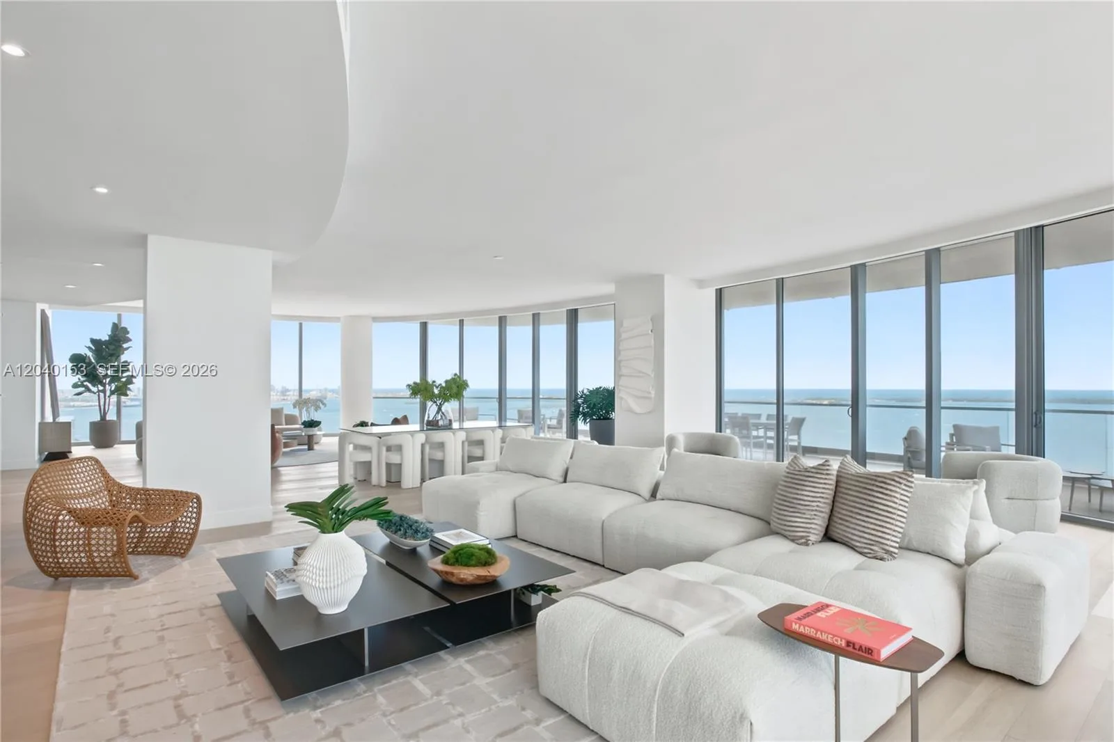 175 SE 25th. # 3401/3402, Miami, FL 33129
