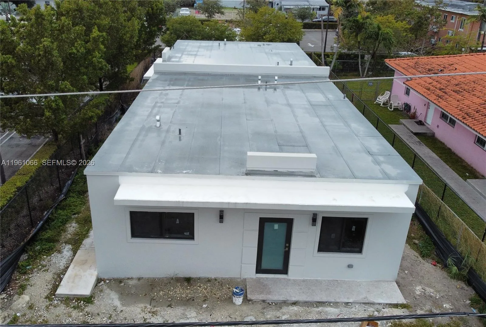 2474 W 4th Ct, Hialeah, FL 33010 photo 2