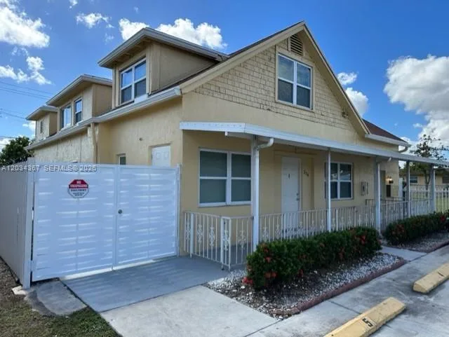 274 E 9th St # 4, Hialeah, FL 33010