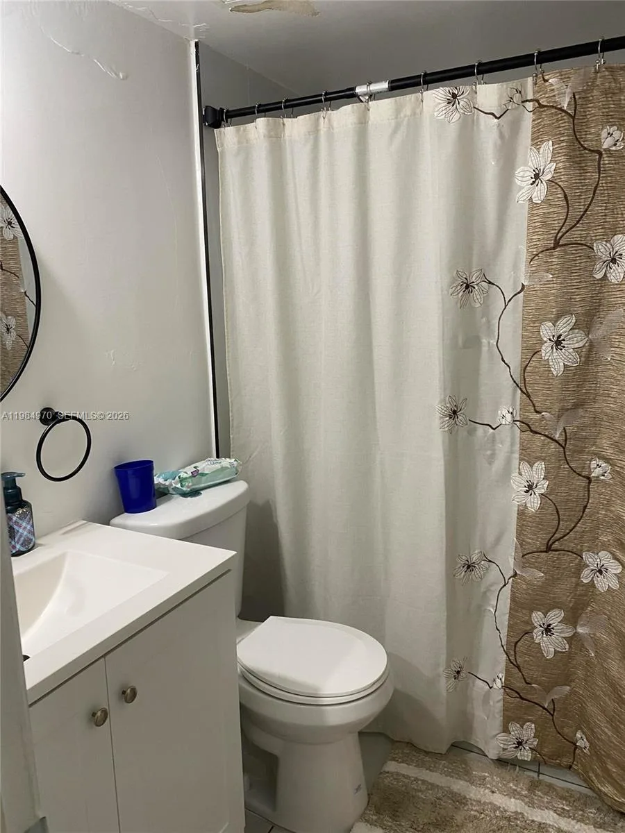 9405 W Flagler St # D105, Miami, FL 33174 photo 13