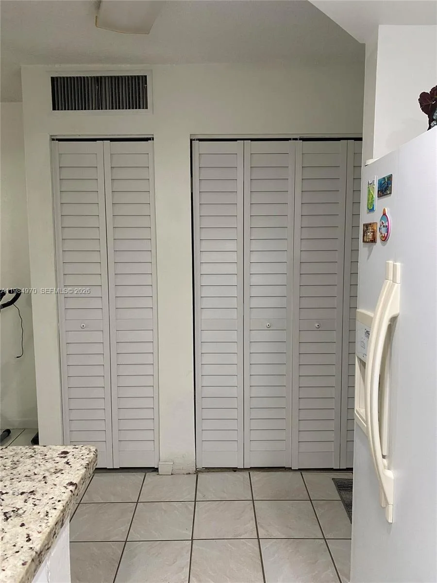 9405 W Flagler St # D105, Miami, FL 33174 photo 8