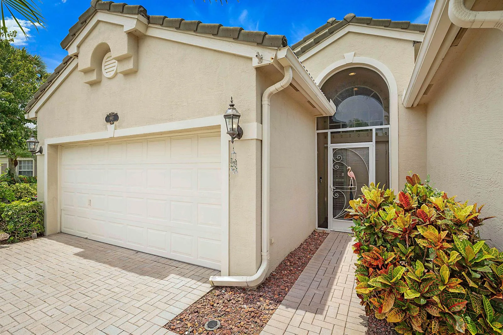 992 SE Westminster Place, Stuart, FL 34997 photo 2