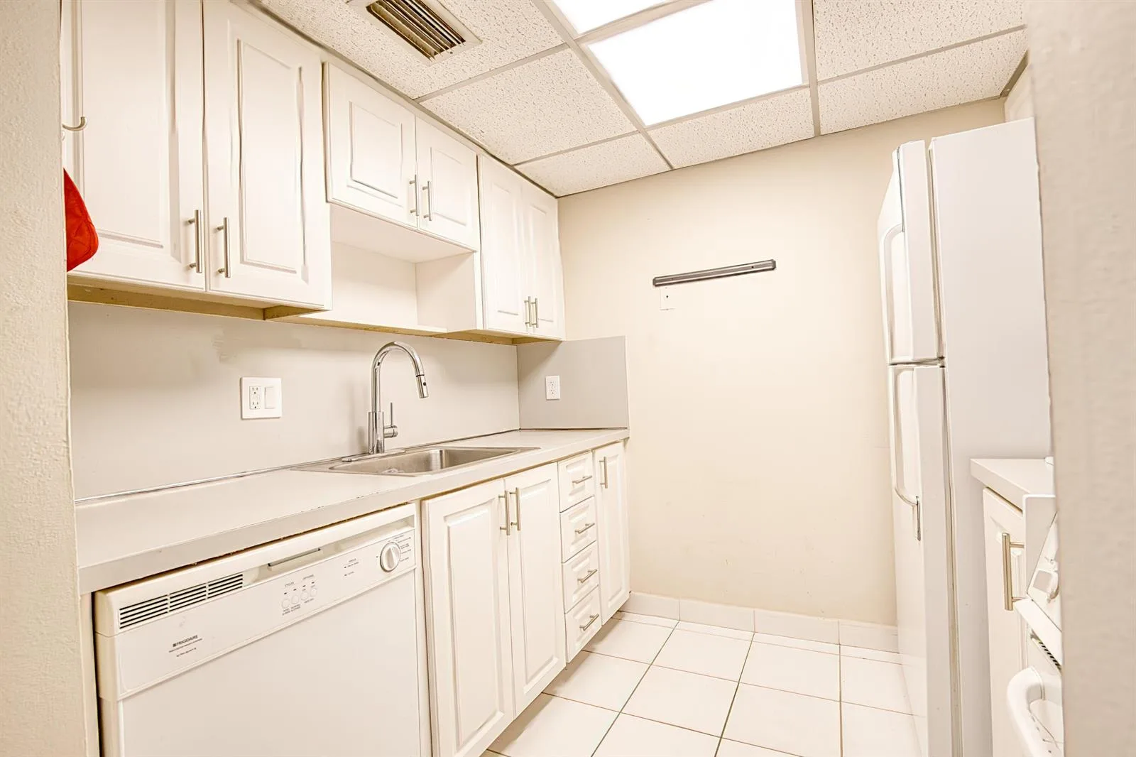 111 Briny Avenue # 504, Pompano Beach, FL 33062 photo 13