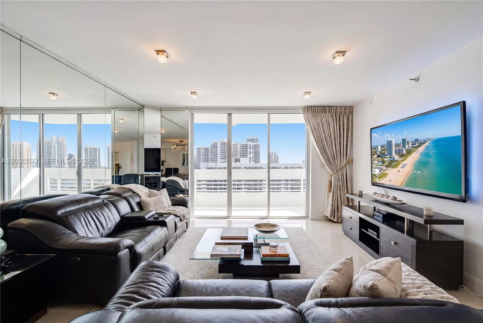 3530 Mystic Pointe Dr # 2013, Aventura, FL 33180
