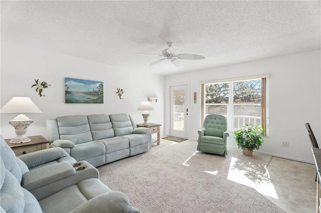 60 Woodland Drive # 202, Vero Beach, FL 32962 — zdjęcie 2