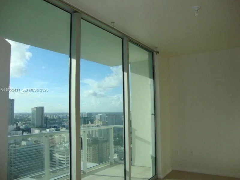 300 S Biscayne Blvd # T-3009, Miami, FL 33131 photo 7