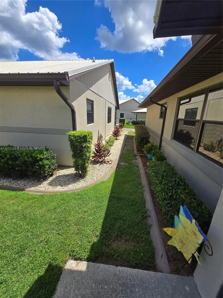 2103 Villaway # 2103, Sebring, FL 33876 photo 2