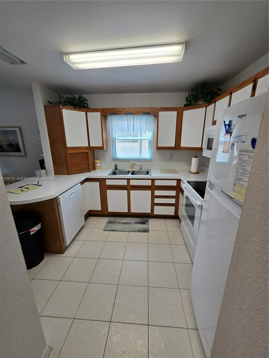 2103 Villaway # 2103, Sebring, FL 33876 photo 3