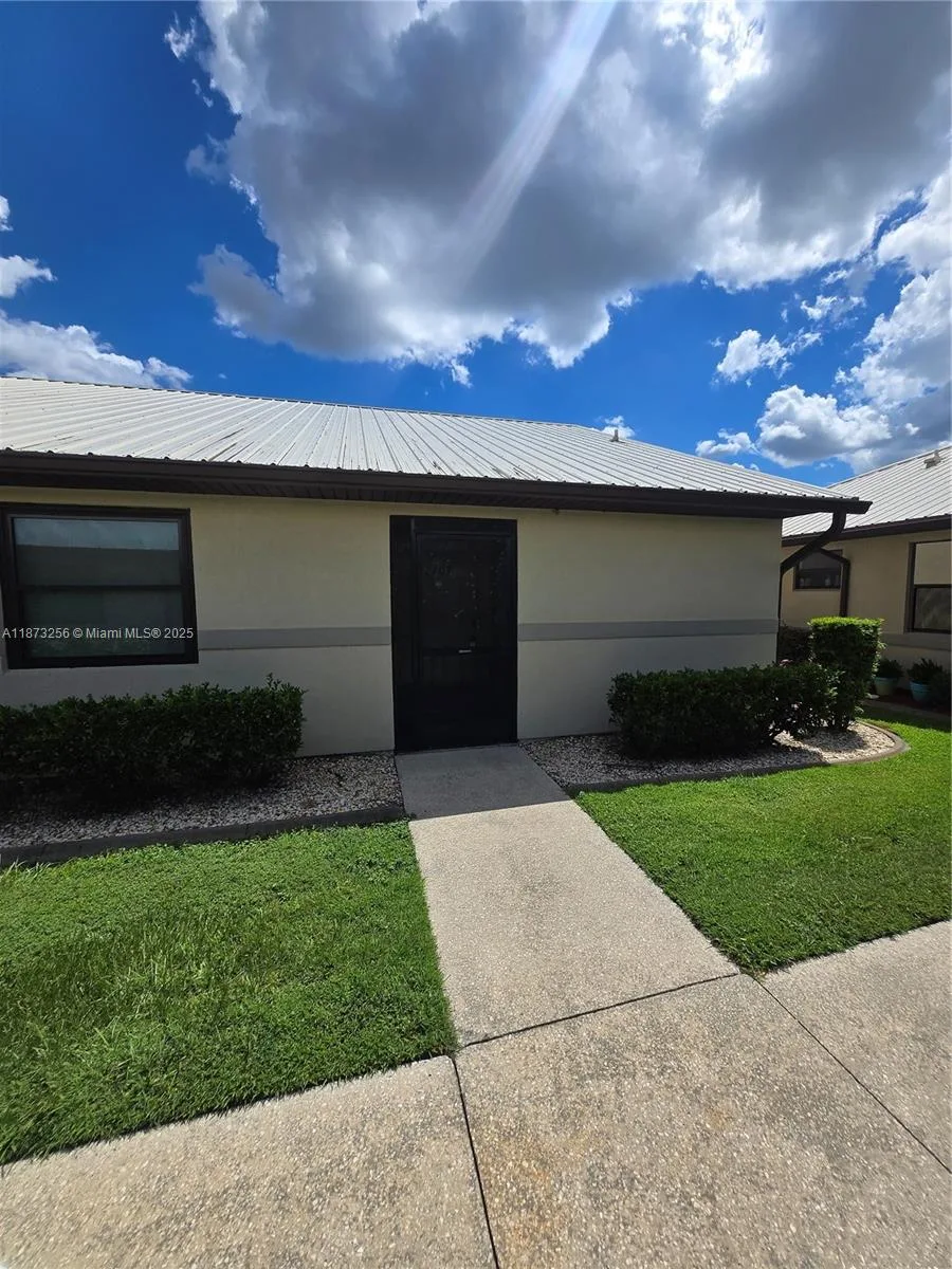 2103 Villaway # 2103, Sebring, FL 33876 photo 5