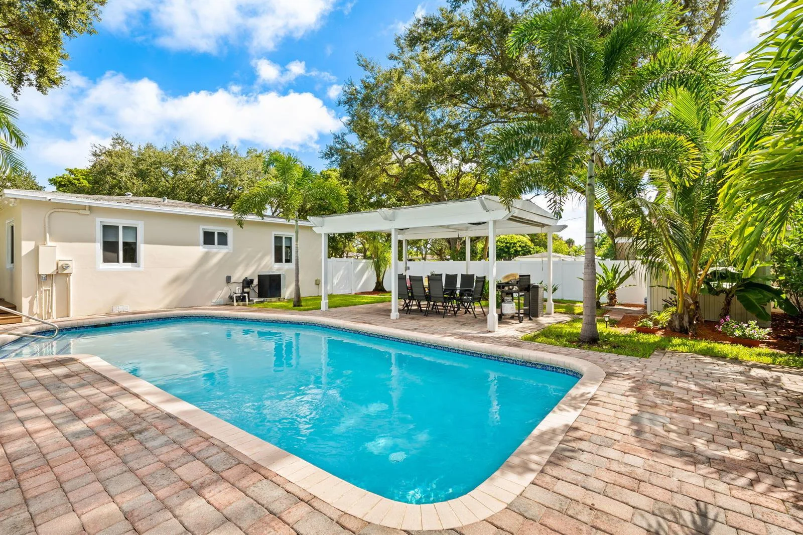 1300 SW 17th Street, Fort Lauderdale, FL 33315 photo 2