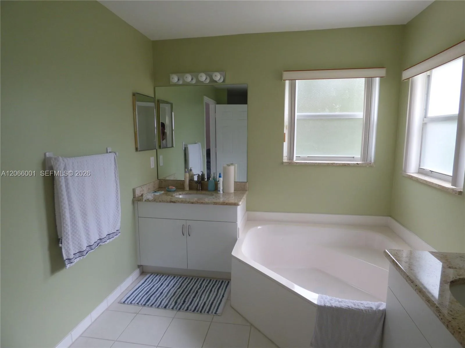 474 SW 205th Ave, Pembroke Pines, FL 33029 photo 11