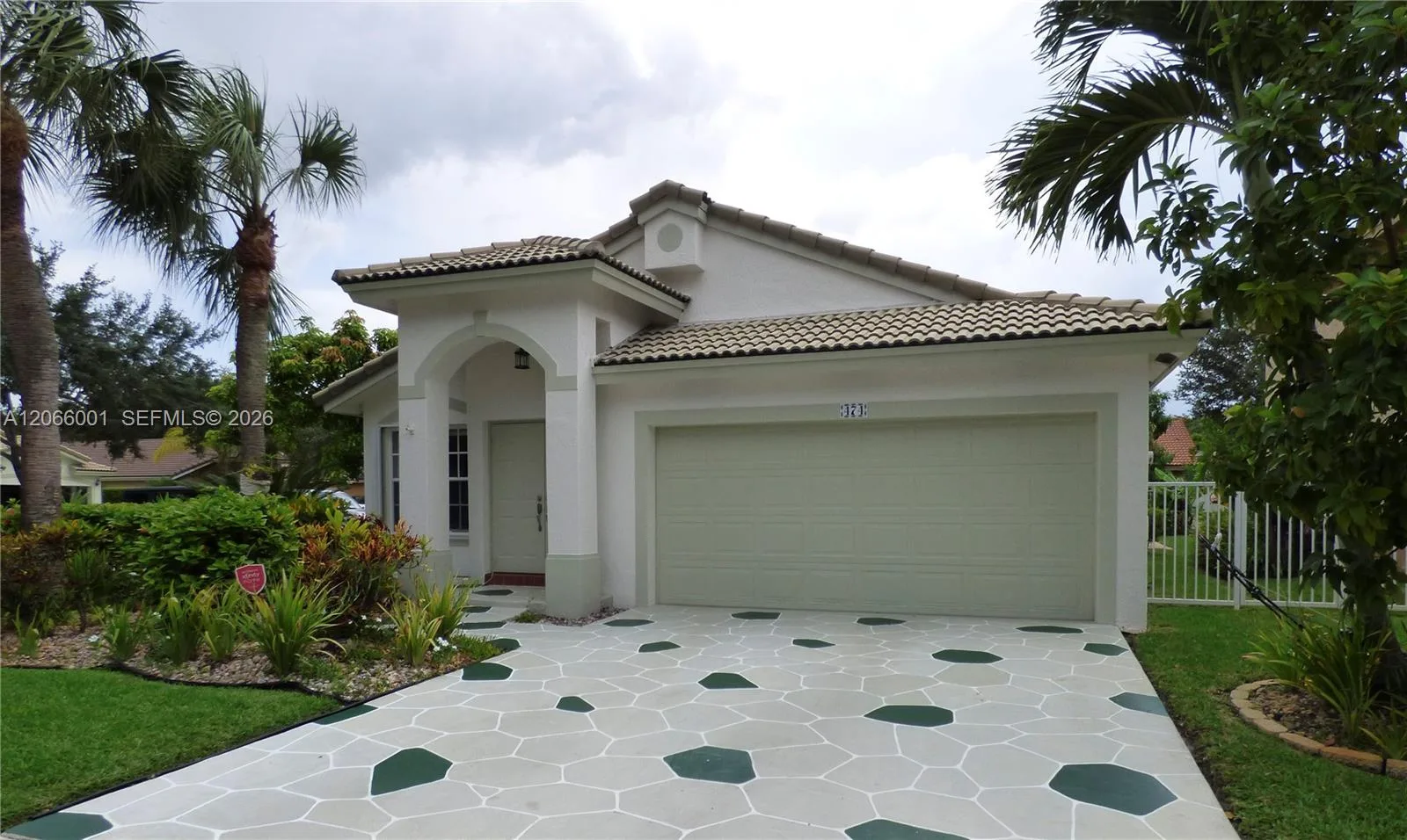 474 SW 205th Ave, Pembroke Pines, FL 33029 — zdjęcie 3