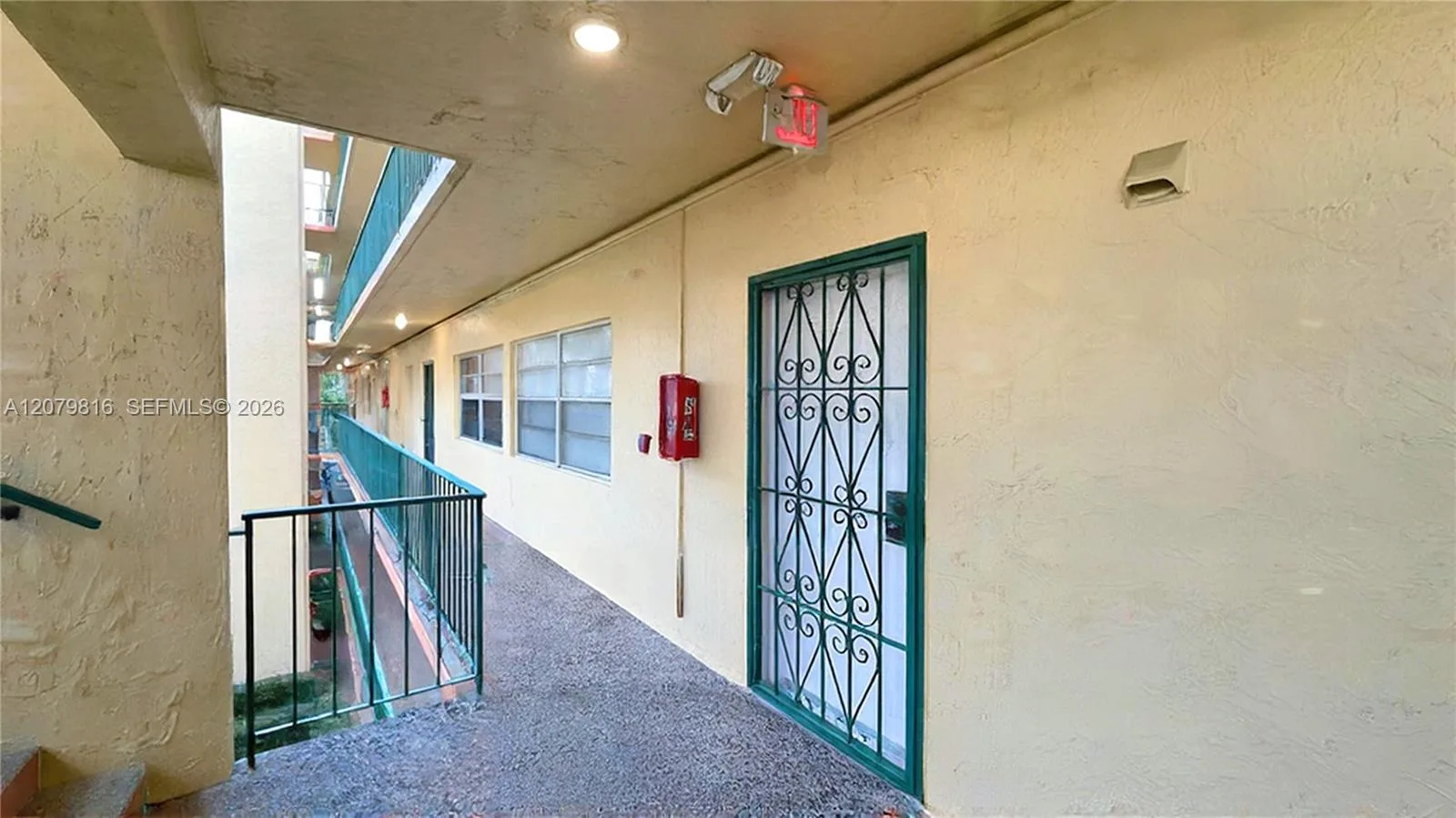 1975 W 44th Pl # A302, Hialeah, FL 33012 photo 5