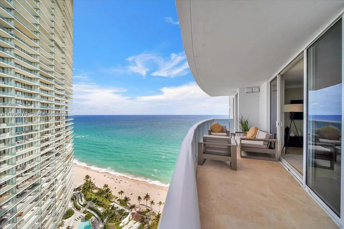 18911 Collins Ave # 2802, Sunny Isles Beach, FL 33160 photo 2